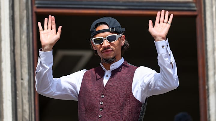 Verabschiedet sich Leroy Sané aus München? Verabschiedet sich Leroy Sané aus München?