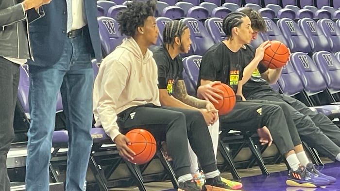 Huskies' Yates, Who Sat Out Season, Enters Transfer Portal