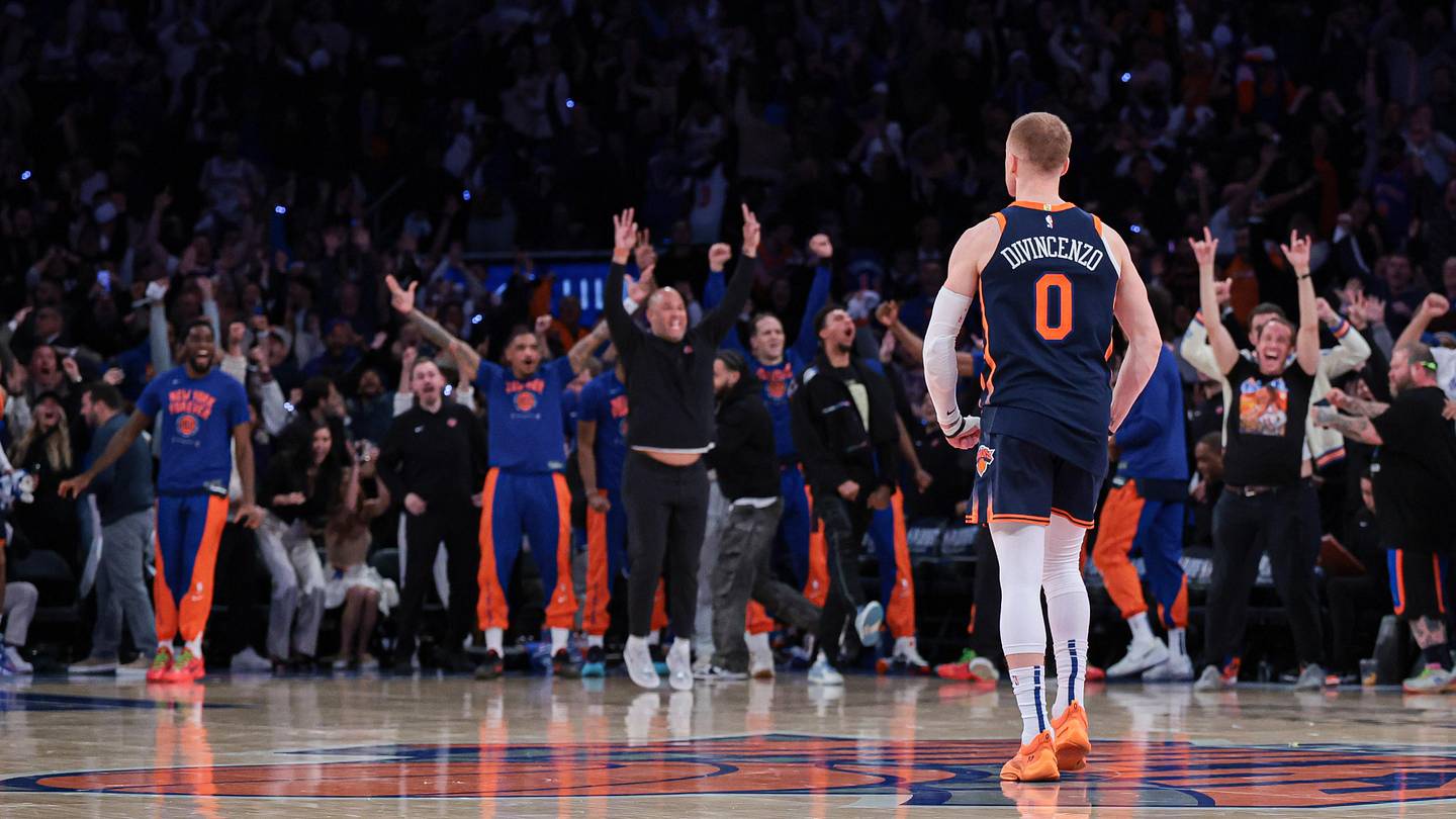Knicks late-game heroics leave fans breathless: Best memes and tweets - Vimarsana News