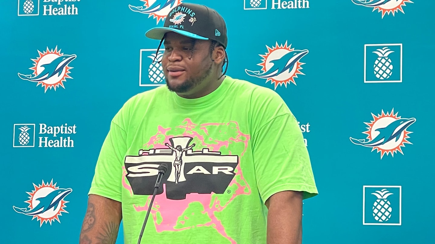 Miami Dolphins Replacing Christian Wilkins and Robert Hunt with Top Two Picks