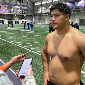 Sebastian Valdez was a Husky Pro Day standout. 