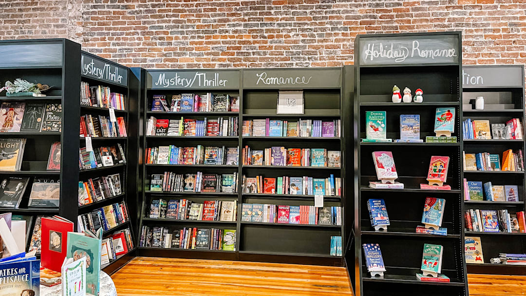 Romance and Fantasy books have quickly become hot sellers at Neighborly Books in Maryville, Dec. 2, 2022.

Neighborlybooksphoto6