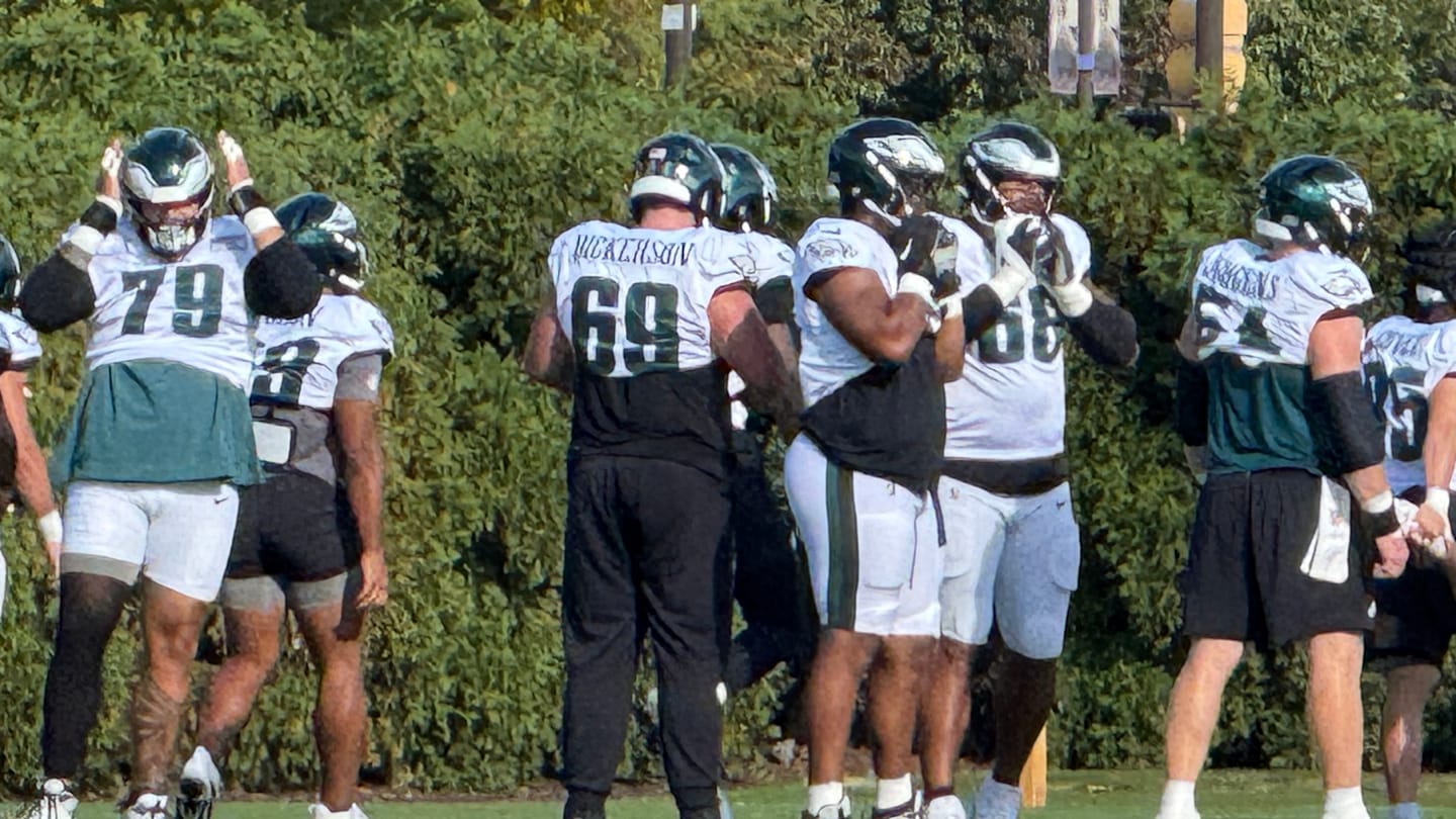 Week 7 Practice Serves Reminder To Eagles That They 'Have To Punch First'