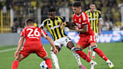 Benfica x Fenerbahçe duelam pela volta dos playoffs da Champions League 2025/26