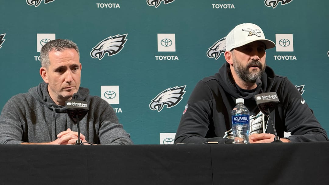 Eagles GM Howie Roseman (left) and head coach Nick Sirianni talk about the end of the 2025 season.