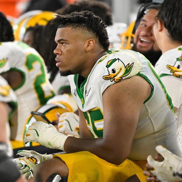 Oregon Ducks offensive lineman Ajani Cornelius during the third quarter against the UCLA Bruins at Rose Bowl. Oregon Ducks offensive lineman Ajani Cornelius during the third quarter against the UCLA Bruins at Rose Bowl.