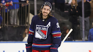 New York Islanders v New York Rangers