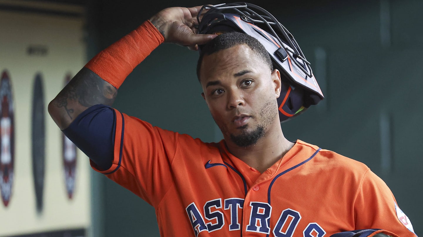 Astros Legendary Catcher Martin Maldonado Announces His Retirement