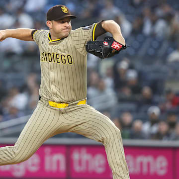 May 6, 2025; Bronx, New York, USA;  San Diego Padres starting pitcher Michael King (34) pitches in the first inning against the New York Yankees at Yankee Stadium. Mandatory Credit: Wendell Cruz-Imagn Images