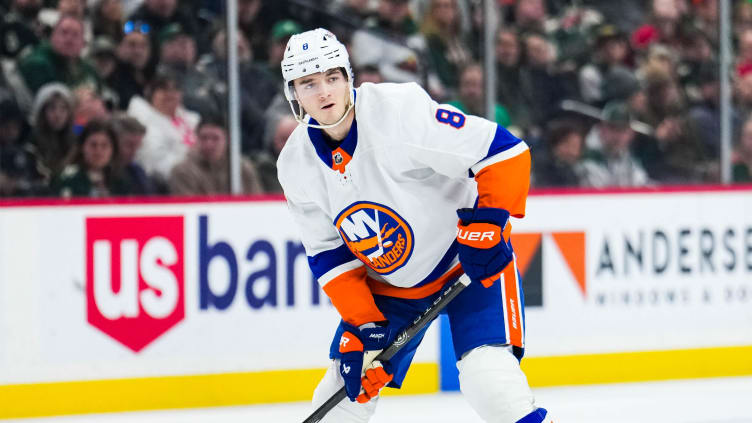 Jan 15, 2024; Saint Paul, Minnesota, USA; New York Islanders defenseman Noah Dobson (8) looks to