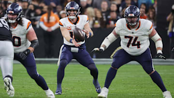 Denver Broncos v Las Vegas Raiders