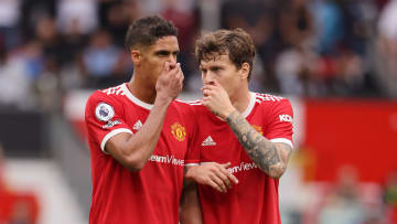 Manchester United v Aston Villa - Premier League