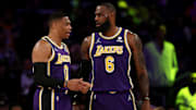 Westbrook por ahora sigue en Lakers