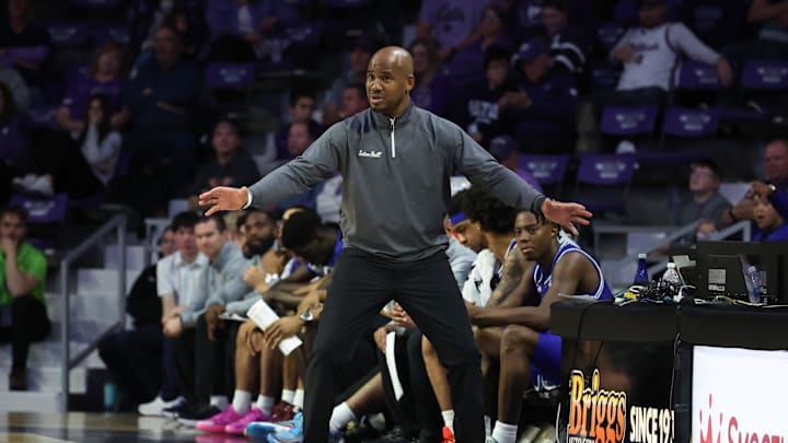 Seton Hall Pirates head coach Shaheen Holloway 