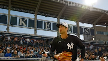 Toronto Blue Jays v New York Yankees