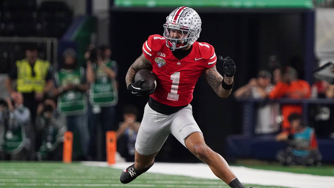Dec 31, 2025; Arlington, TX, USA; Ohio State Buckeyes wide receiver Brandon Inniss (1) runs with the ball in the fourth quarter against the Miami Hurricanes during the 2025 Cotton Bowl and quarterfinal game of the College Football Playoff at AT&T Stadium. Mandatory Credit: Raymond Carlin III-Imagn Images Dec 31, 2025; Arlington, TX, USA; Ohio State Buckeyes wide receiver Brandon Inniss (1) runs with the ball in the fourth quarter against the Miami Hurricanes during the 2025 Cotton Bowl and quarterfinal game of the College Football Playoff at AT&T Stadium. Mandatory Credit: Raymond Carlin III-Imagn Images