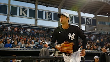 Toronto Blue Jays v New York Yankees