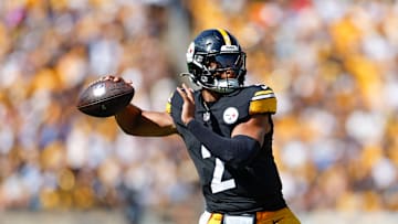 Los Angeles Chargers v Pittsburgh Steelers