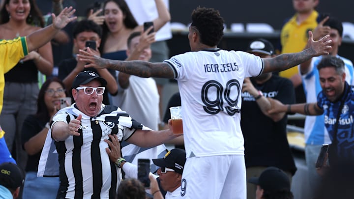 Botafogo fechou campanha na fase de grupos com seis pontos Botafogo fechou campanha na fase de grupos com seis pontos