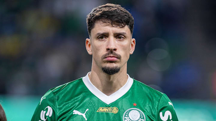 Piquerez sofreu um trauma no pé, mas tem chances de atuar hoje