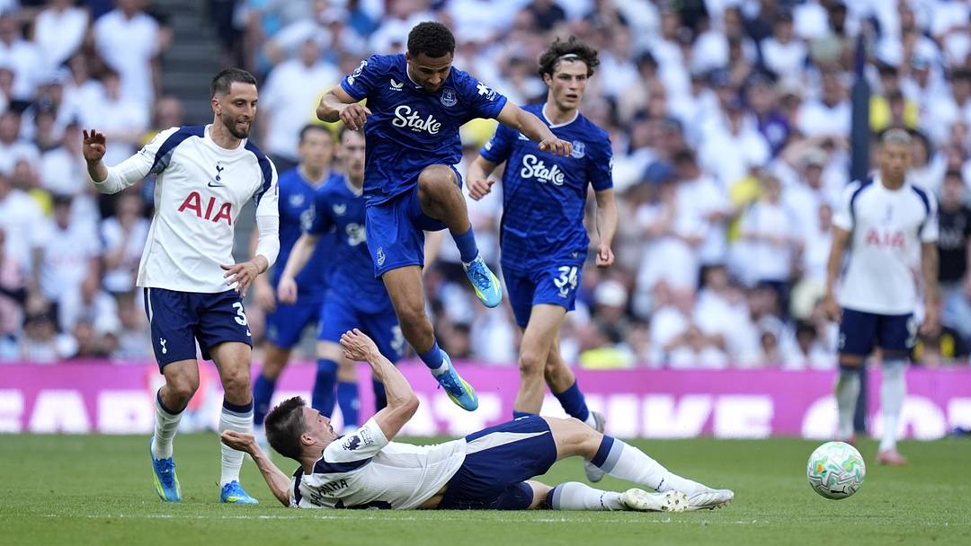 Tottenham Hotspur v Everton - Premier League - Tottenham Hotspur Stadium