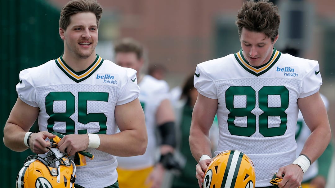 Tight ends Tucker Kraft (85) and Luke Musgrave (88) during the 2023 Green Bay Packers rookie minicamp on Friday, May 5, 2023 at the Don Hutson Center indoor practice facility in Ashwaubenon, Wis.