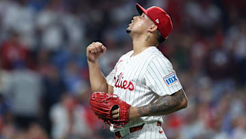Division Series - Los Angeles Dodgers v Philadelphia Phillies - Game Two