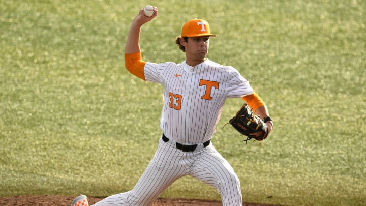 Tennessee's AJ Russell (33) pitches against UNC Asheville during the NCAA college baseball game in Knoxville, Tenn. on Tuesday, March 28, 2023.

Ut Baseball Vs Unc Asheville