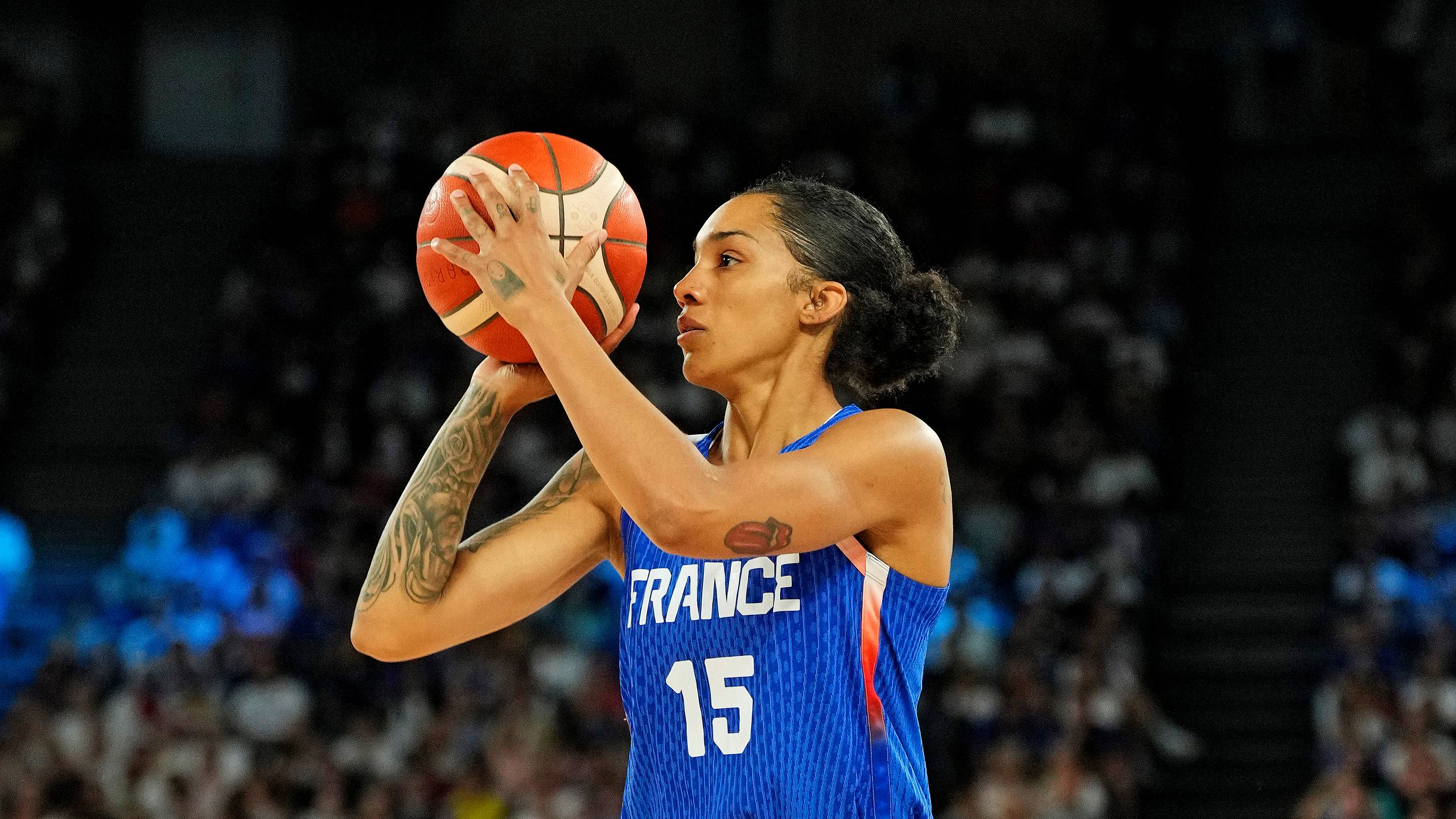 Every WNBA star who is playing in the FIBA World Cup and for which country