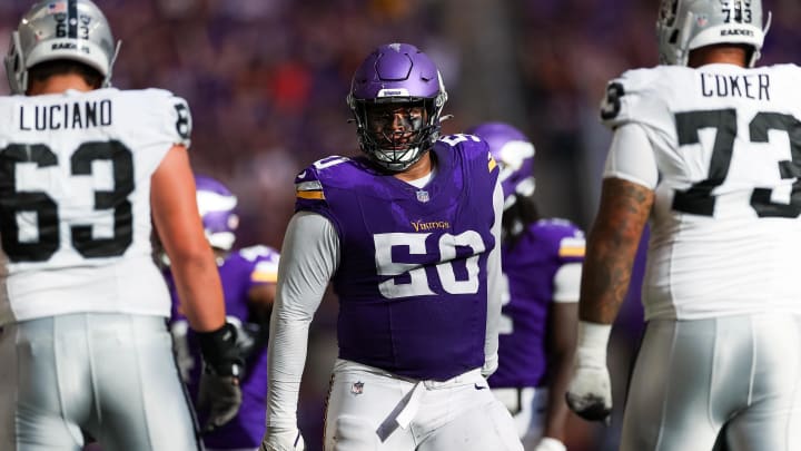 Vikings DT Levi Drake Rodriguez against the Raiders.