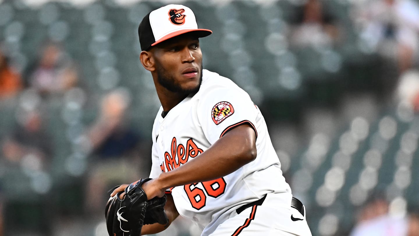 Rockies claim right-hander off waivers from Orioles