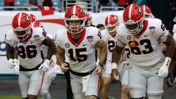 Georgia Bulldogs quarterback Carson Beck (15)