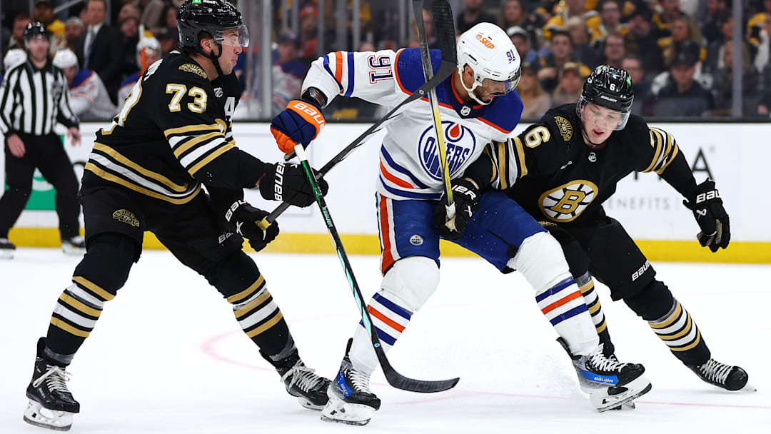 Edmonton Oilers v Boston Bruins
