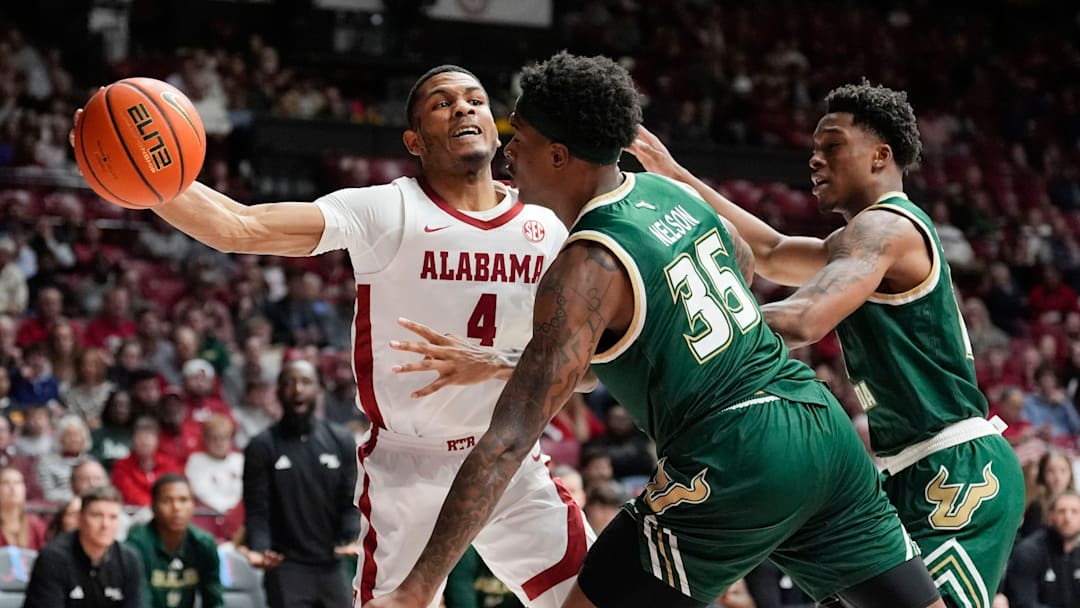 Izaiyah Nelson (35), shown here against Alabama, led the Bulls past UTSA on Wednesday night