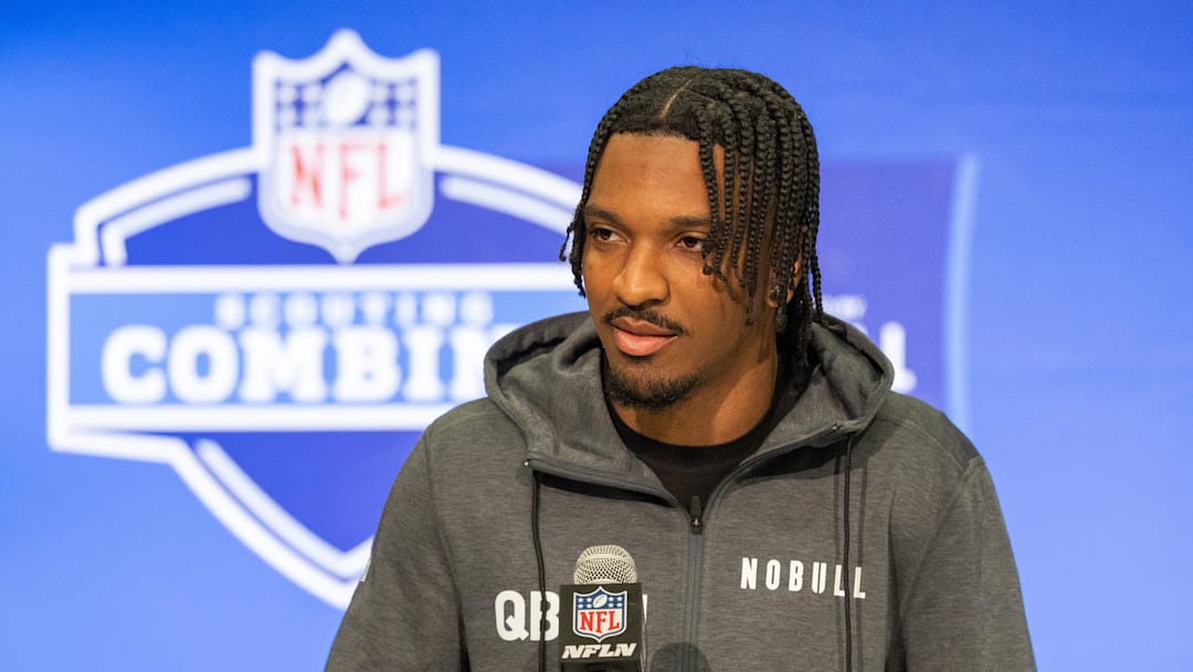Mar 1, 2024; Indianapolis, IN, USA; Louisiana State quarterback Jayden Daniels (QB01) talks to the media at the NFL Combine. Mar 1, 2024; Indianapolis, IN, USA; Louisiana State quarterback Jayden Daniels (QB01) talks to the media at the NFL Combine.
