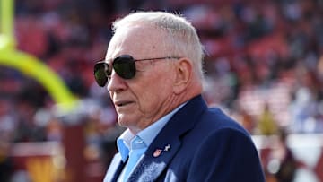 Dallas Cowboys v Washington Commanders
