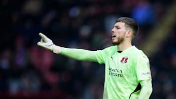 Josh Keeley in action for Leyton Orient against Lincoln City 