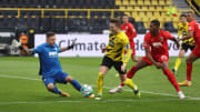O Dortmund busca voltar a vencer no Campeonato Alemão