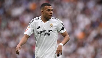Kylian Mbappé et le Real Madrid tenteront de faire chuter le Barça la saison prochaine.
