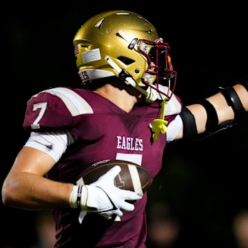 Bishop Watterson's Nate Henderson (7) reacts in the second half at Ohio Dominican University on Friday, Aug. 22, 2025 in Columbus, Ohio.