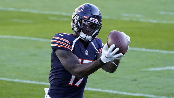 Nov 1, 2020; Chicago, Illinois, USA; Chicago Bears wide receiver Anthony Miller (17) practices before the game against the New Orleans Saints at Soldier Field. Mandatory Credit: Mike Dinovo-USA TODAY Sports