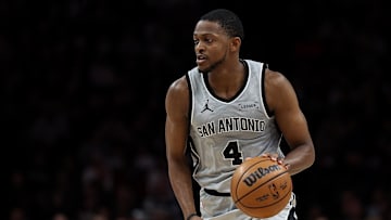 San Antonio Spurs guard De'Aaron Fox is a great prop target on Monday.