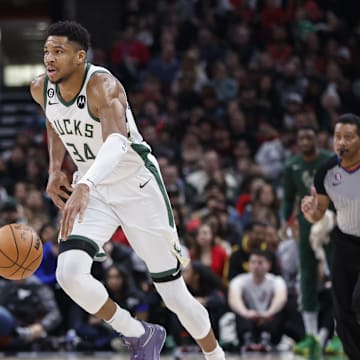 Dec 28, 2022; Chicago, Illinois, USA; Milwaukee Bucks forward Giannis Antetokounmpo (34) drives to the basket against the Chicago Bulls during the first half at United Center. Mandatory Credit: Kamil Krzaczynski-Imagn Images