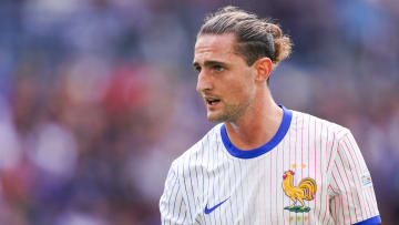 Rabiot pushes Yamal to do more