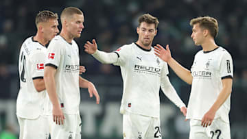 Oscar Fraulo (rechts) bewirbt sich um einen neuen Vertrag bei Borussia Mönchengladbach