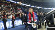 Kylian Mbappé fue homenajeado por los Ultras en su último juego con el PSG