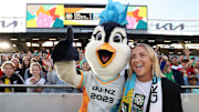Pinguim chamada Tazuni é a mascote da Copa do Mundo da Austrália e Nova Zelândia
