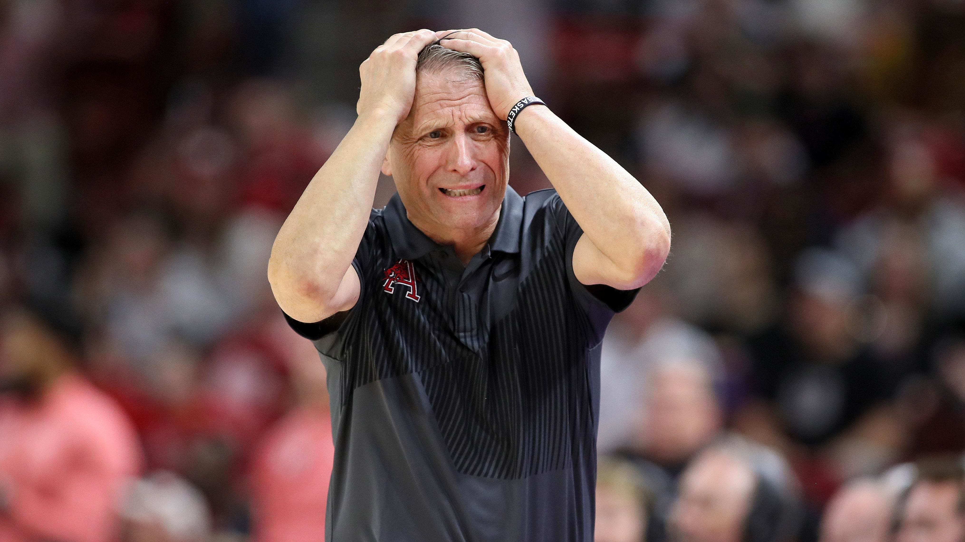 Arkansas coach Eric Musselman reacts to a bad play against Georgia. 