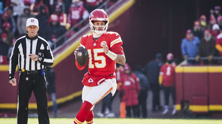 Chiefs quarterback Patrick Mahomes is facing heavy criticism for his performance against the Chargers on Sunday. Chiefs quarterback Patrick Mahomes is facing heavy criticism for his performance against the Chargers on Sunday.