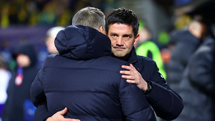 Kjetil Knutsen, Cristian Chivu Kjetil Knutsen, Cristian Chivu